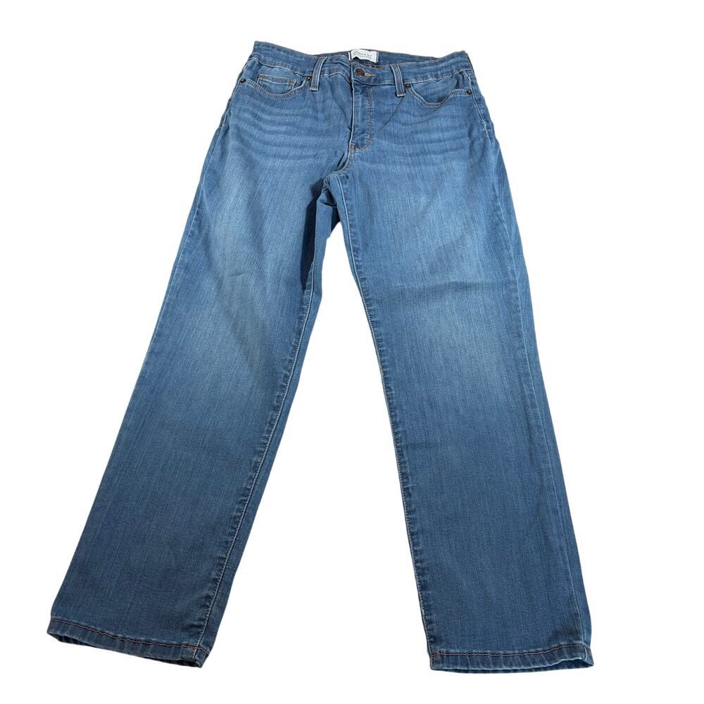 Crown & Ivy womens medium wash straight leg jeans. Size 12. No distress. denim